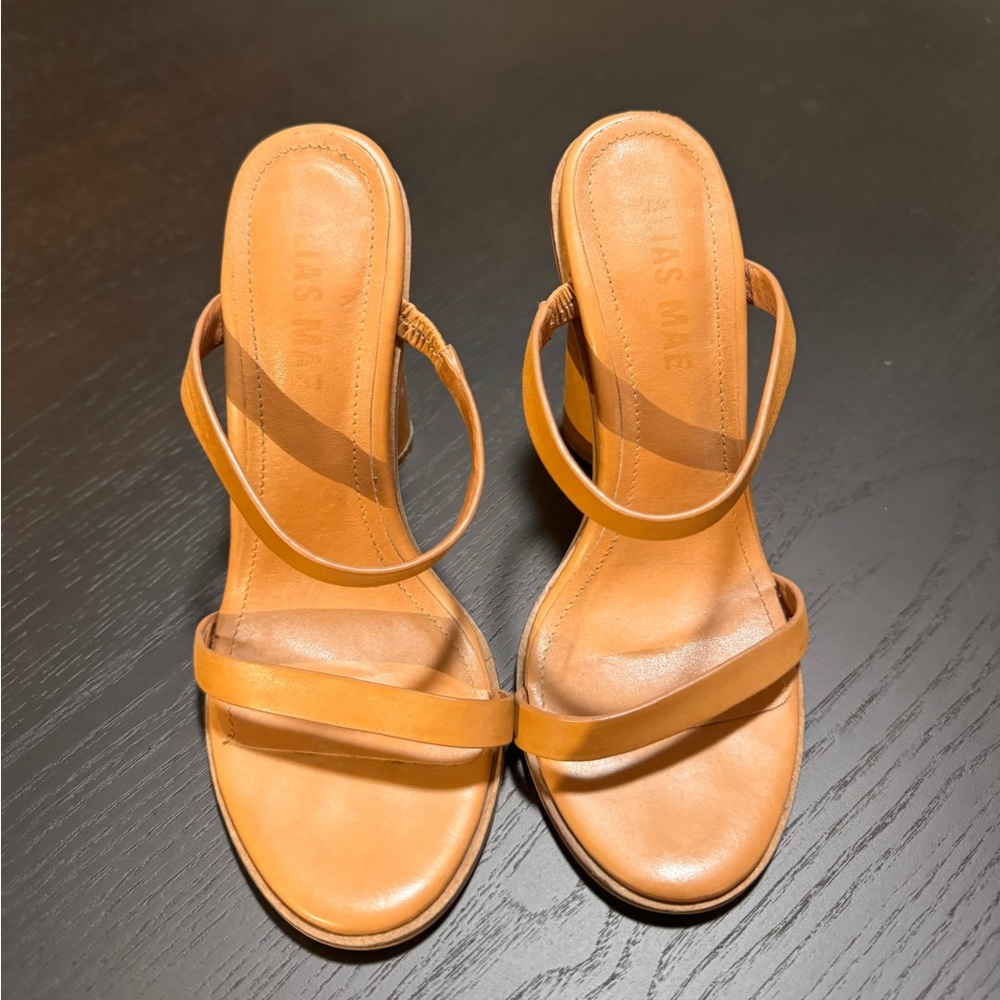 Alias Mae Brown Leather heels